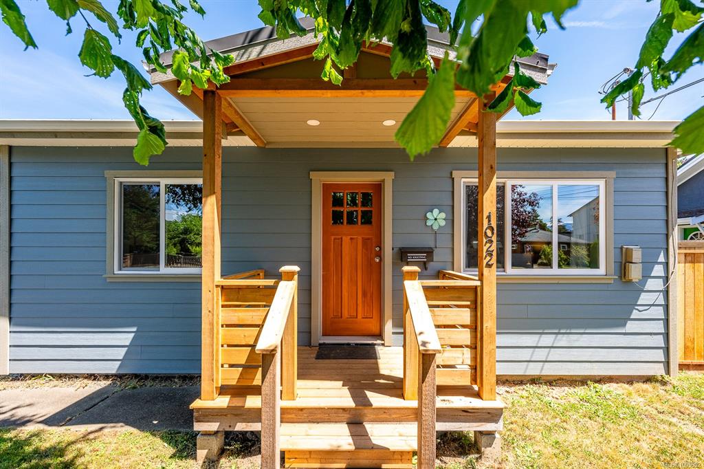 1022 Urquhart Ave, 1005092, BC,