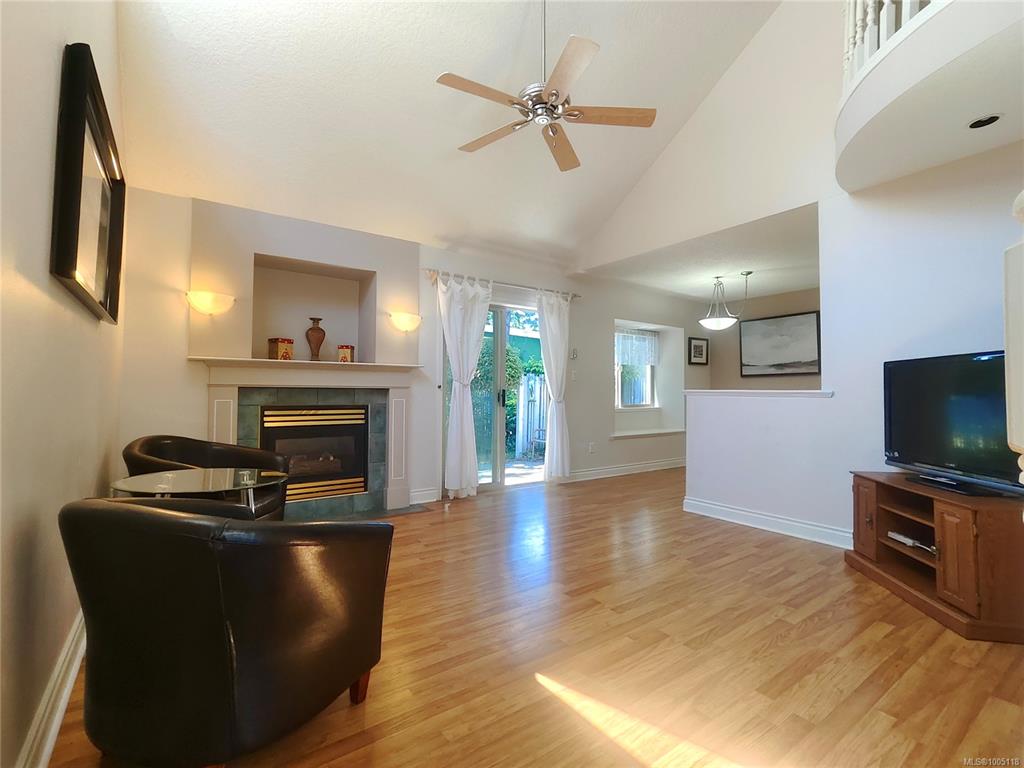 Fourth View of 1809 Mckenzie Ave, Saanich, BC, V8N 1A6