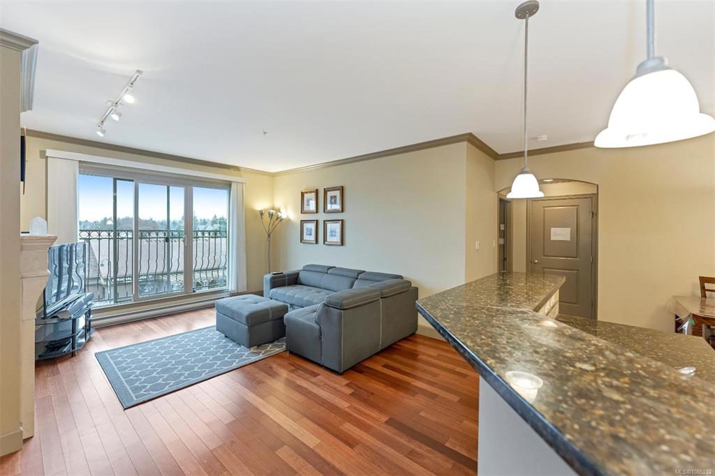 Second View of 1620 Mckenzie Ave, Saanich, BC, V8N 0A1