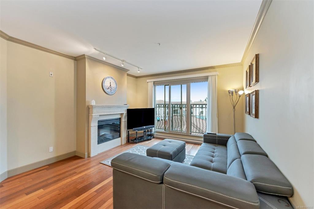 Third View of 1620 Mckenzie Ave, Saanich, BC, V8N 0A1