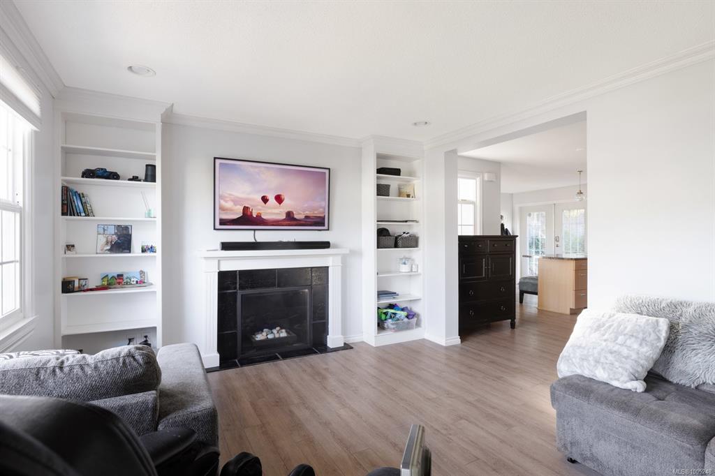 Fourth View of 1227 Lockley Rd, Esquimalt, BC, V9A 4S8