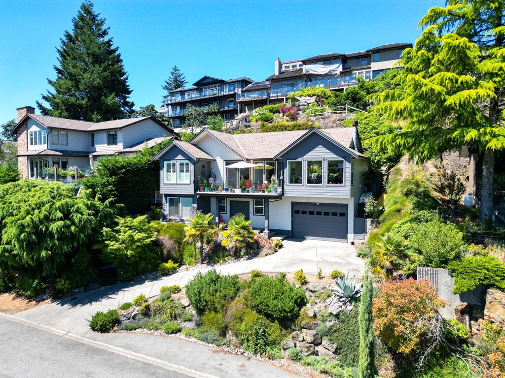570 Cumberland Pl, 1005256, BC,