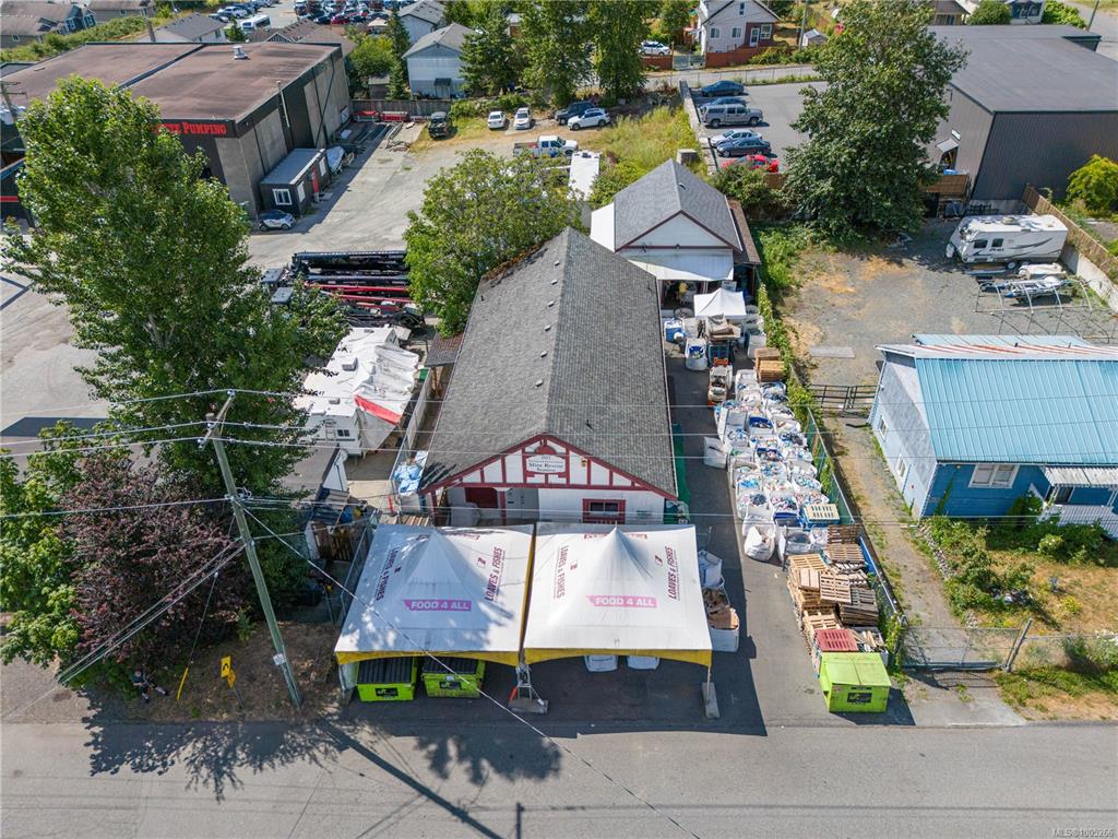 MLS® listing #29405665 for sale located at 1009 Farquhar St