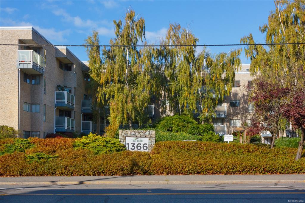 1366 Hillside Ave, 1005276, BC,