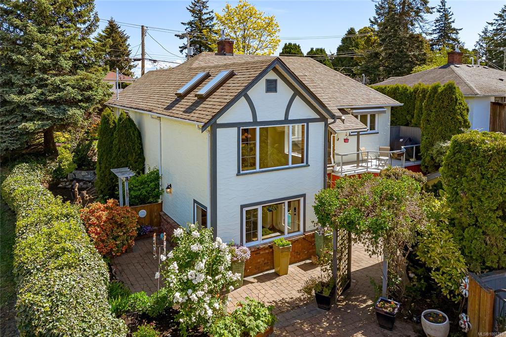 3872 Carey Rd, 1005310, BC,
