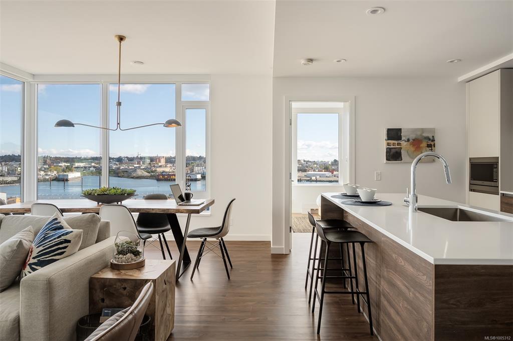 363 Tyee Rd, 1005312, BC,