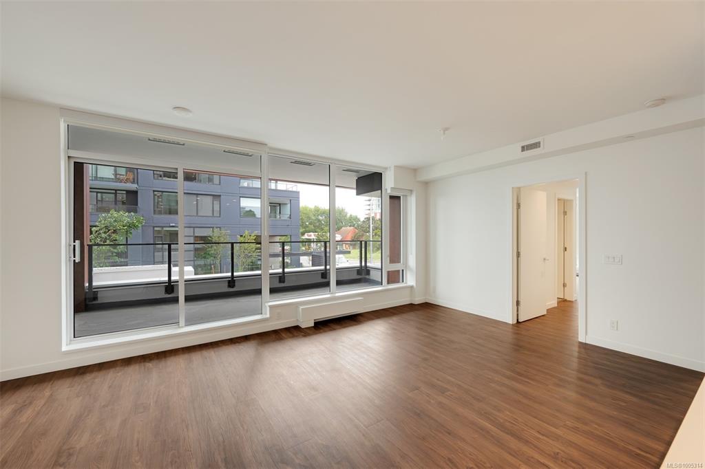 Fourth View of 363 Tyee Rd, Dockside Green, Victoria, BC, V9A 0B5