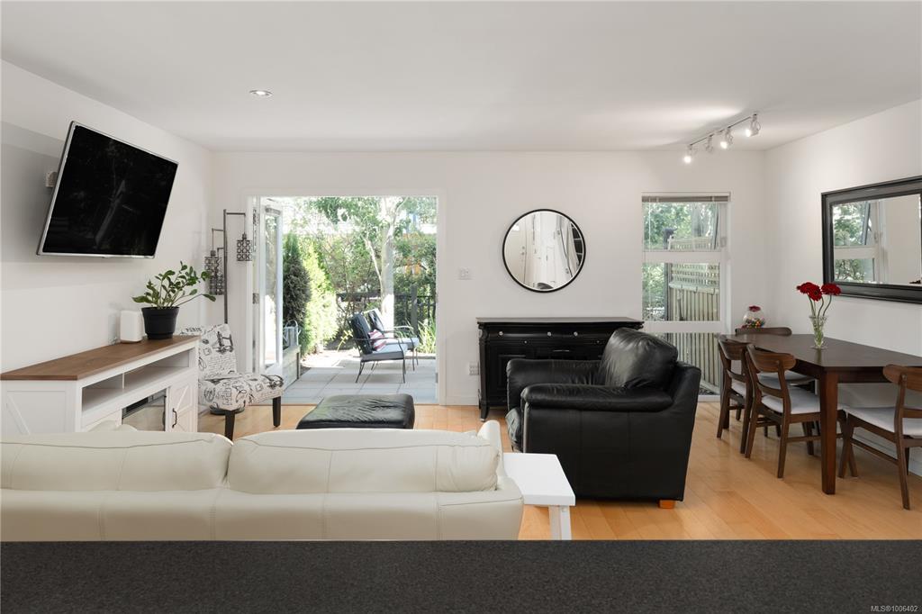 Fifth View of 775 Central Spur Rd, Victoria, BC, V9A 0E9