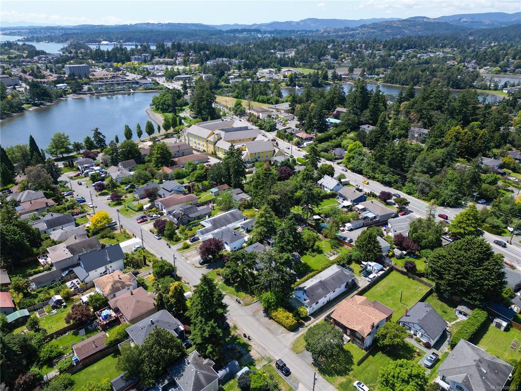 Second View of 2844 Rockwell Ave, Saanich, BC, V9A 2M9