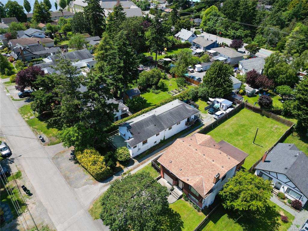 Third View of 2844 Rockwell Ave, Saanich, BC, V9A 2M9