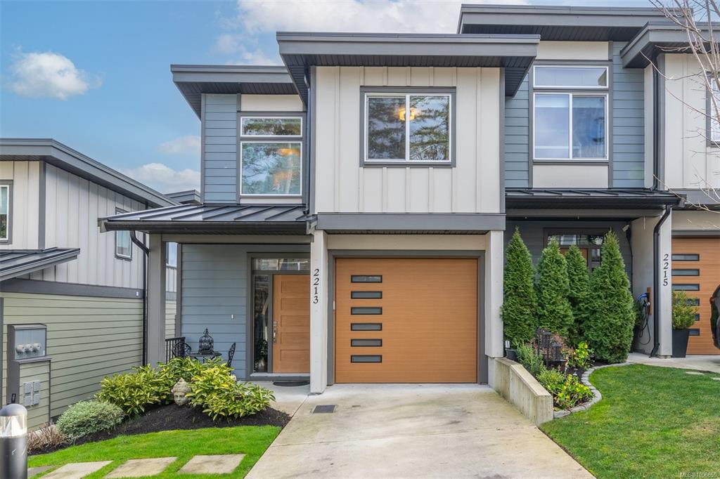 2213 Echo Valley Rise, 1006650, BC,