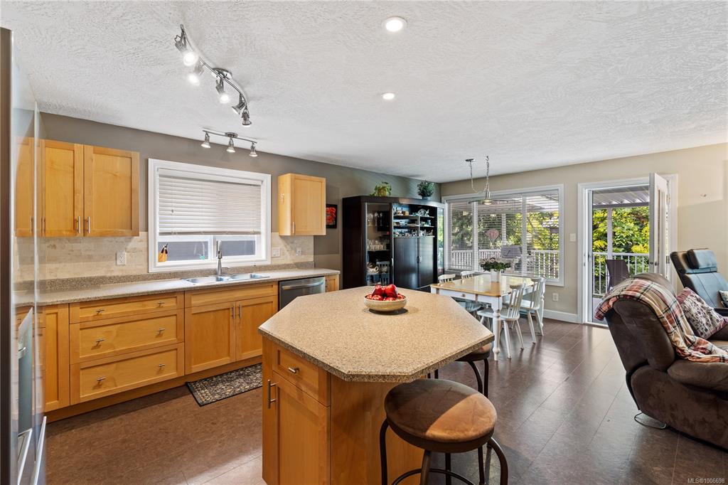 Fifth View of 5524 Avro Way, Nanaimo, BC, V9T 4Z3