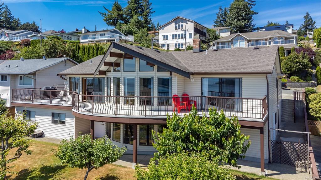241 Mclean St S, 1006699, BC,
