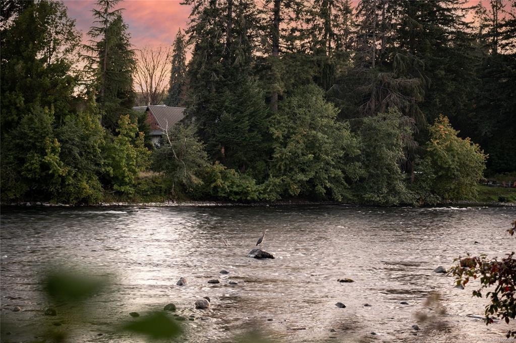2107 Ebert Rd, 1006880, BC,