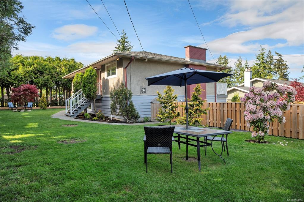 87 Ocean View Rd, 1006898, BC,