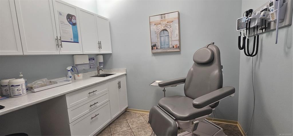 MLS® listing #29466547 for sale located at 1275 Cypress St