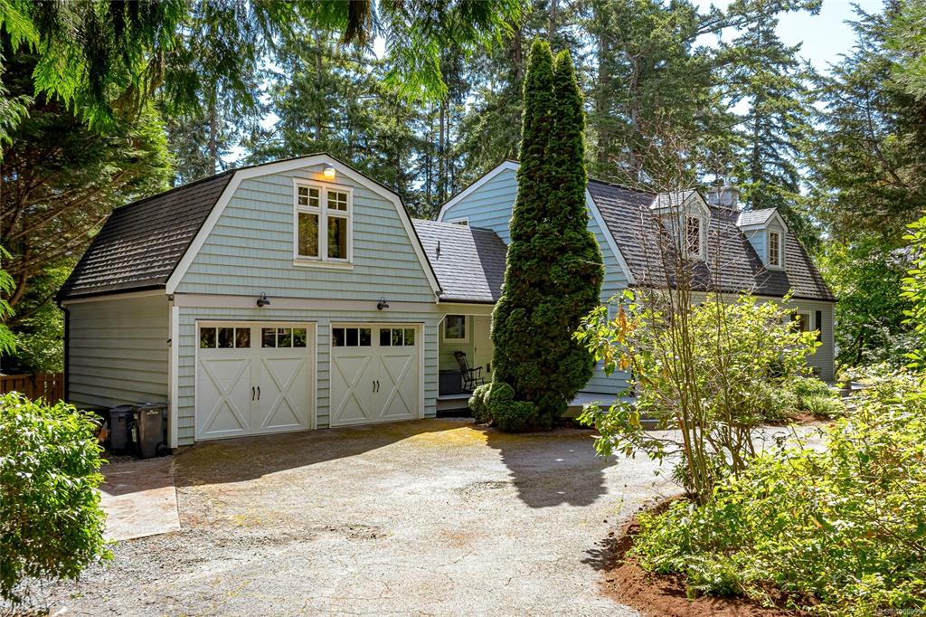 Fifth View of 8565 Bourne Terr, North Saanich, BC, V8L 1L9