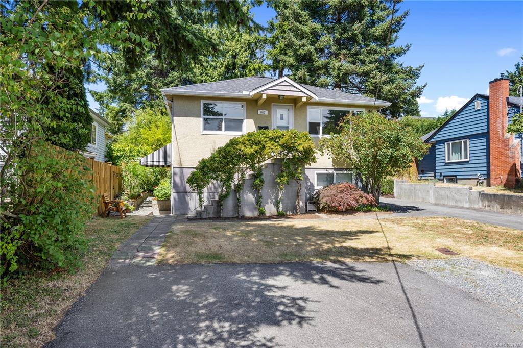 667 First St, 1007037, BC,
