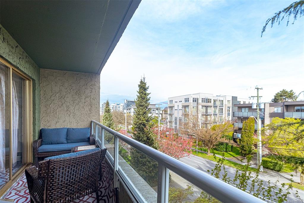 1235 Johnson St, 1007088, BC,