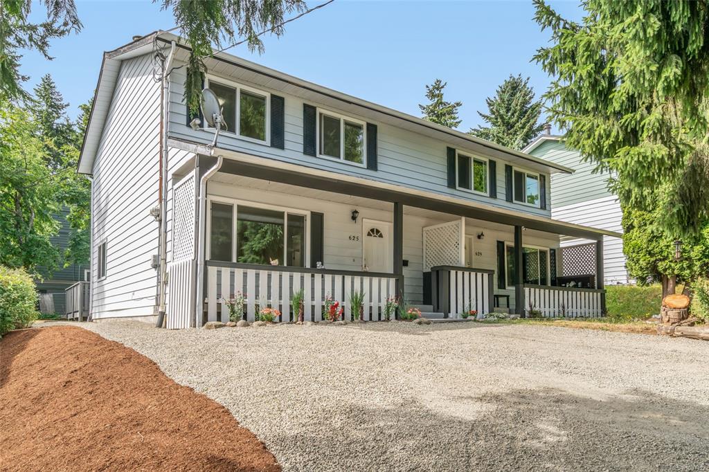Third View of 625 Nova St, Nanaimo, BC, V9R 5S8