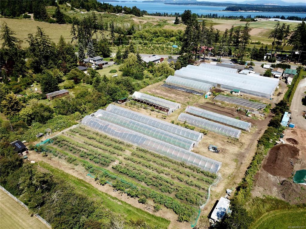 8214 East Saanich Rd, 1007177, BC,