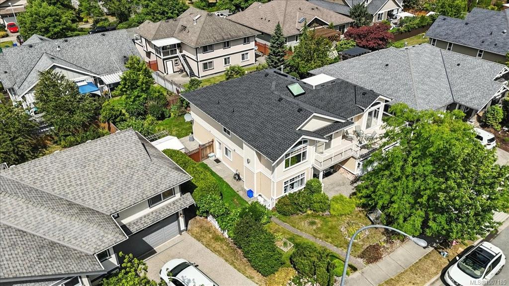 Fifth View of 627 Sarum Rise Way, Nanaimo, BC, V9R 7C5