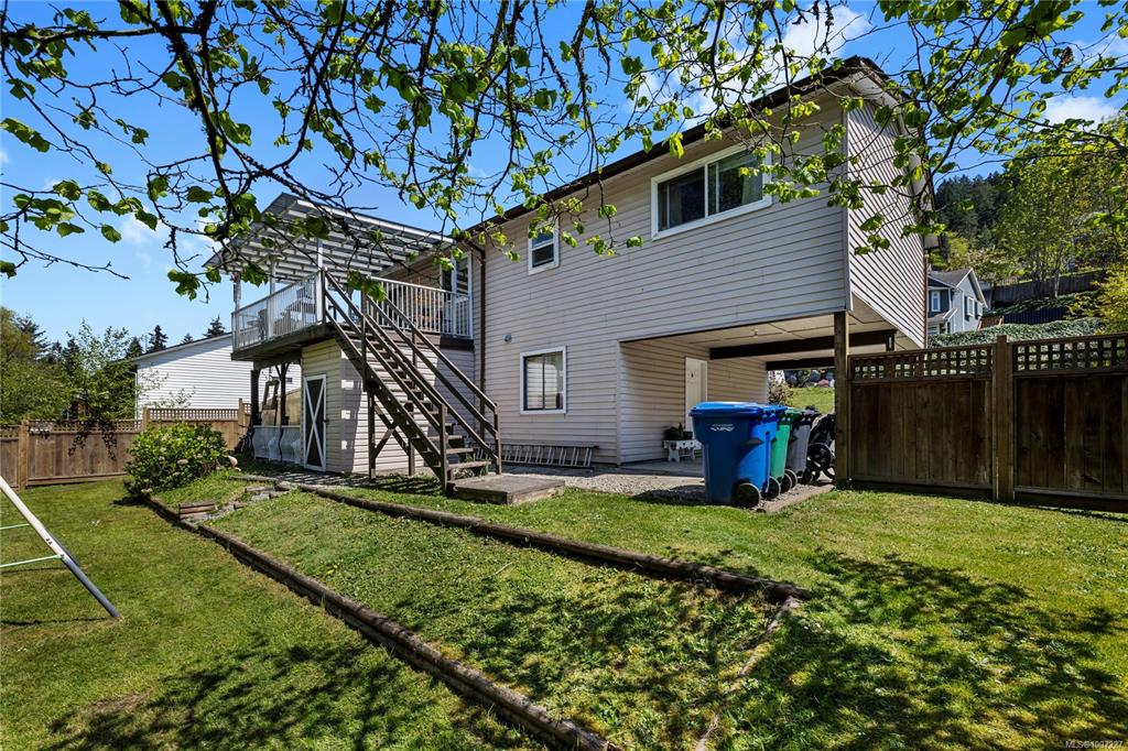Third View of 63 Porter Rd, Nanaimo, BC, V9X 1B6