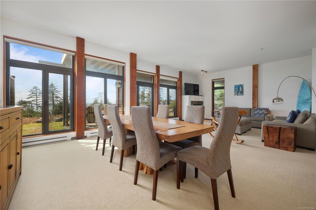 515 Marine Dr, 1007244, BC,