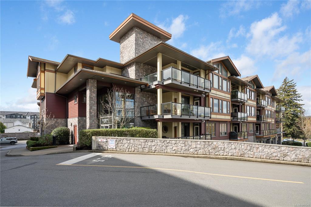 3220 Jacklin Rd, 1007262, BC,