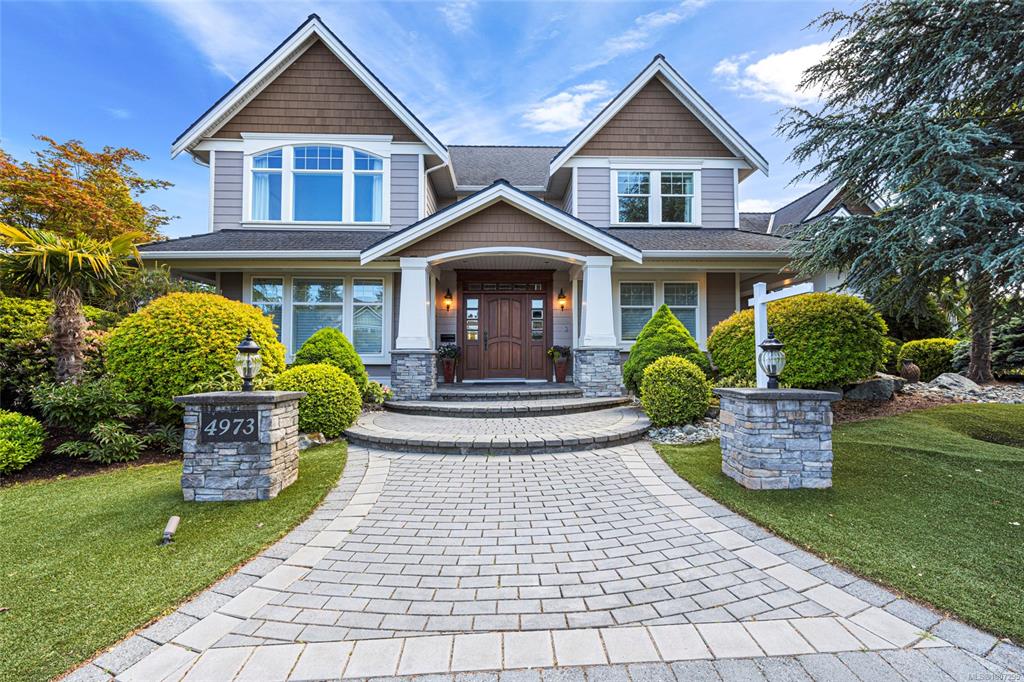 Second View of 4973 La Quinta Pl, Saanich, BC, V8Y 3G9