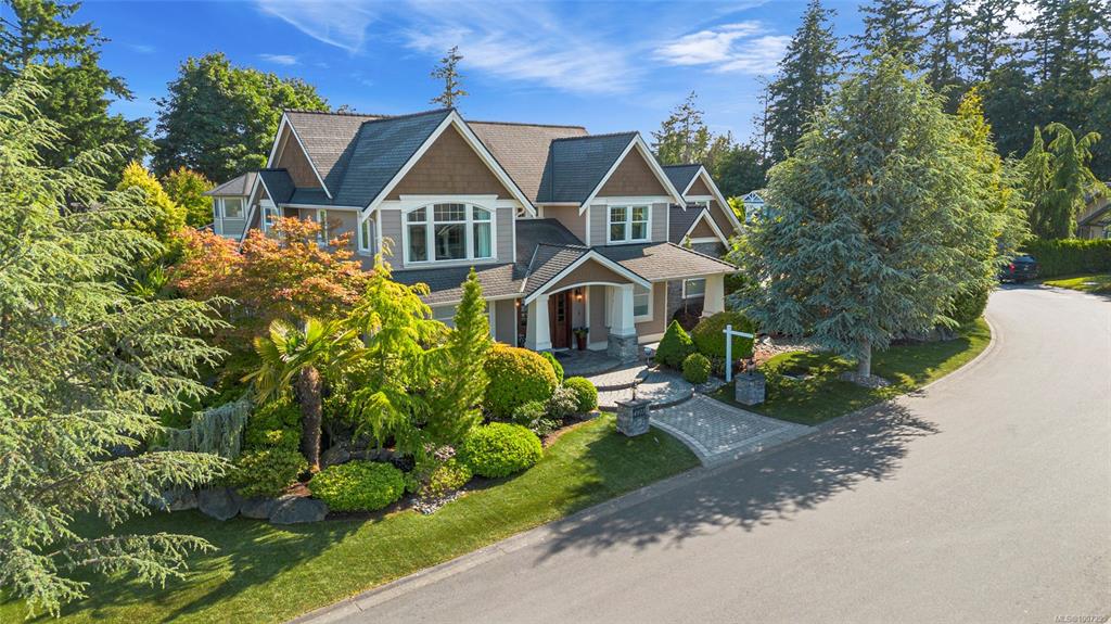 Fourth View of 4973 La Quinta Pl, Saanich, BC, V8Y 3G9