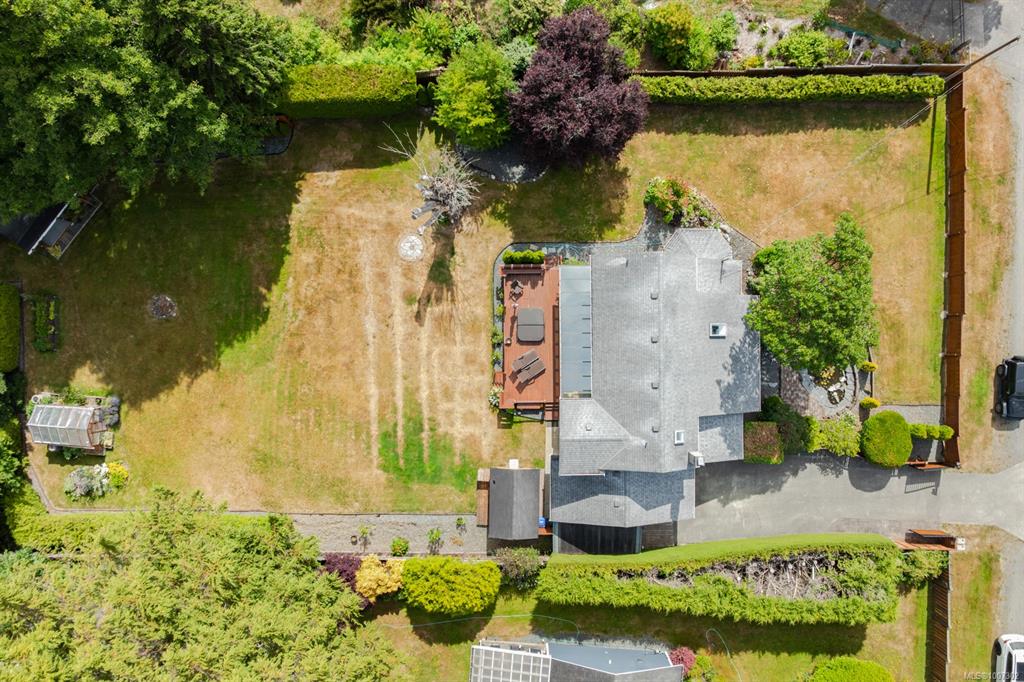 Fifth View of 1571 Whiffin Spit Rd, Sooke, BC, V9Z 0T4