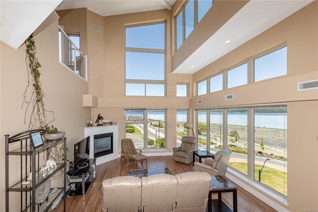 1392 Island Hwy S, 1007303, BC,