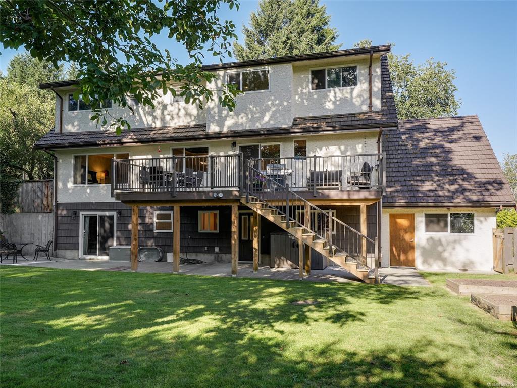 Fourth View of 5133 Santa Clara Ave, Saanich, BC, V8Y 1W5