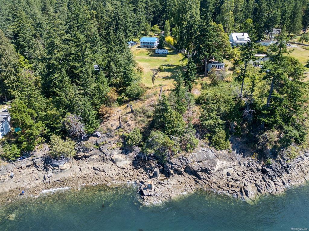 1325 Mackinnon Rd, 1007422, BC,