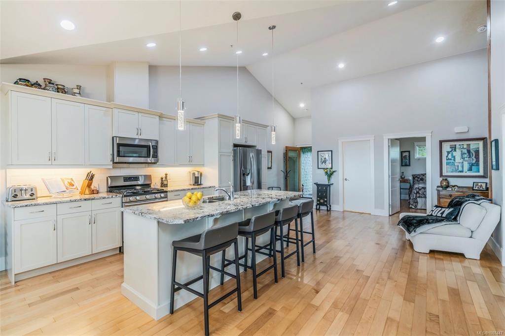 679 Terminal Ave, 1007447, BC,
