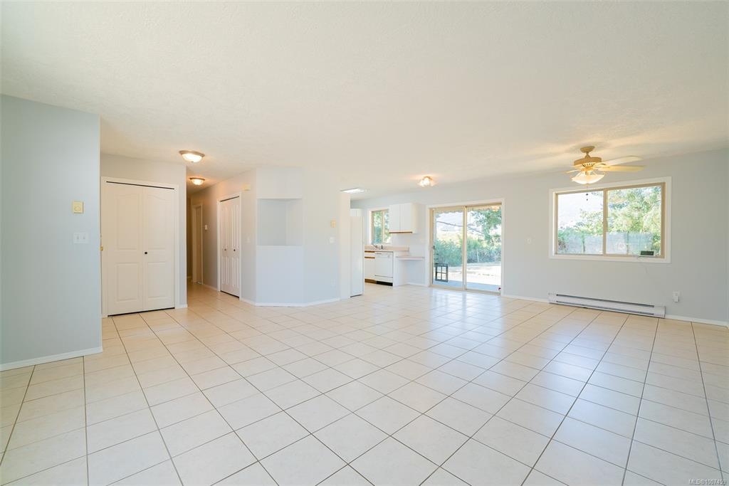 Third View of 2315 Rosstown Rd, Nanaimo, BC, V9T 3R4