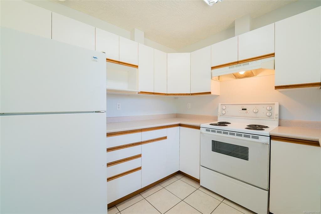 Fifth View of 2315 Rosstown Rd, Nanaimo, BC, V9T 3R4