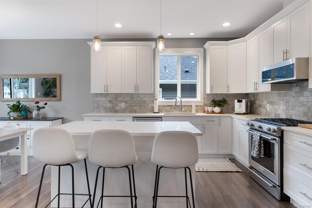 Fifth View of 370 Cordan St, Nanaimo, BC, V9R 0H9
