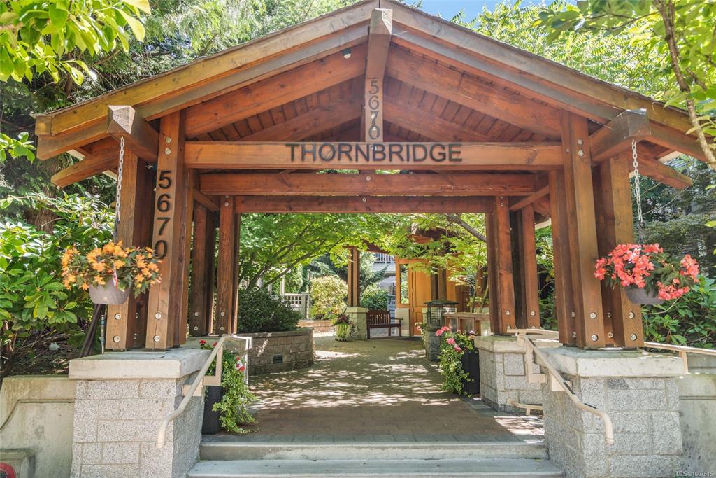 5670 Edgewater Lane, 1007515, BC,