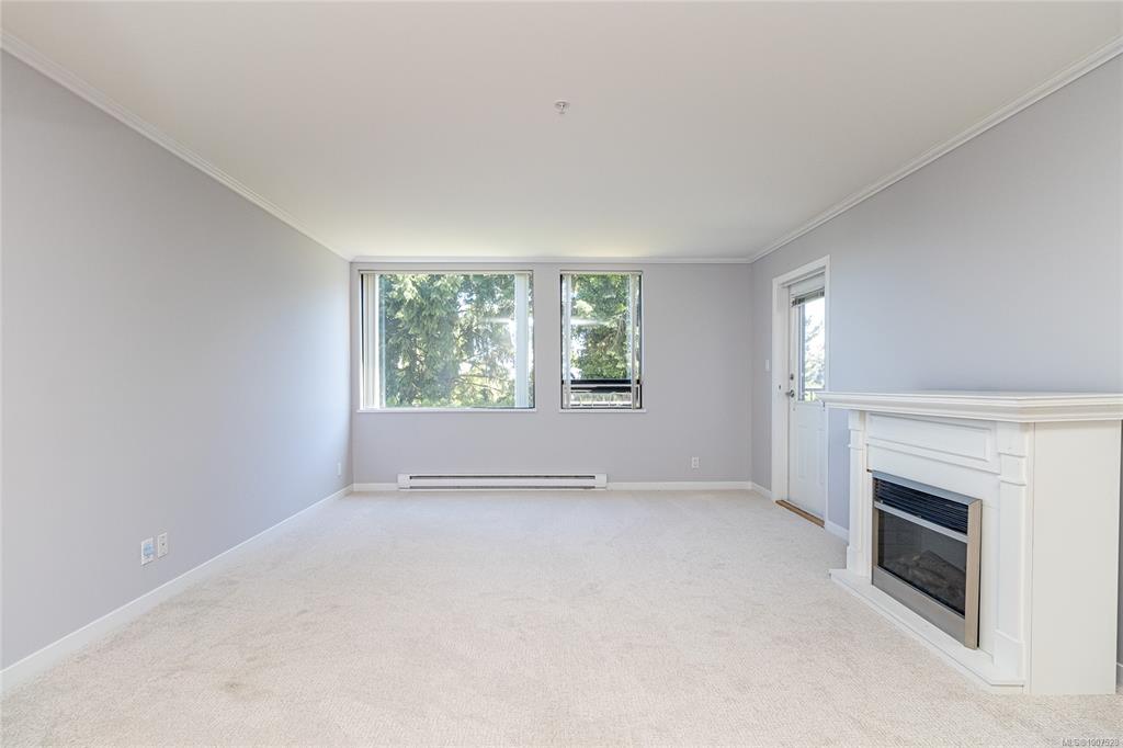 Fourth View of 520 Foster St, Esquimalt, BC, V9A 3R4