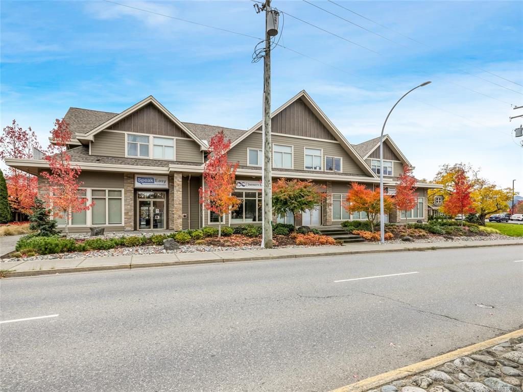 Third View of 4535 Uplands Dr, Nanaimo, BC, V9T 6M8