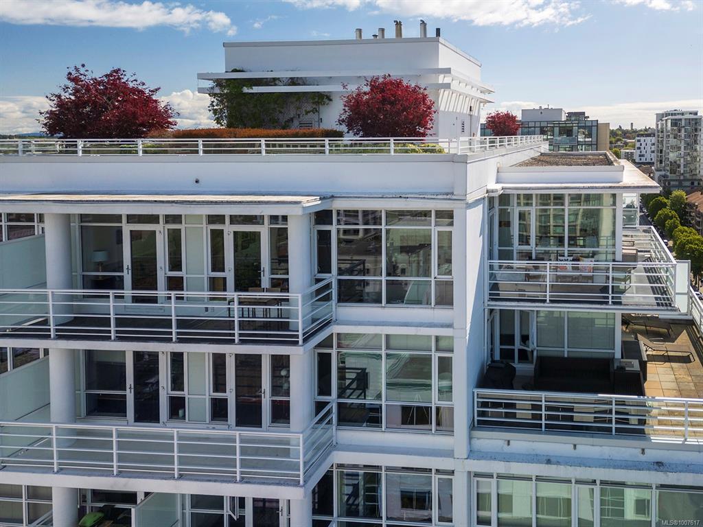 Second View of 834 Johnson St, The 834, Victoria, BC, V8W 1N3