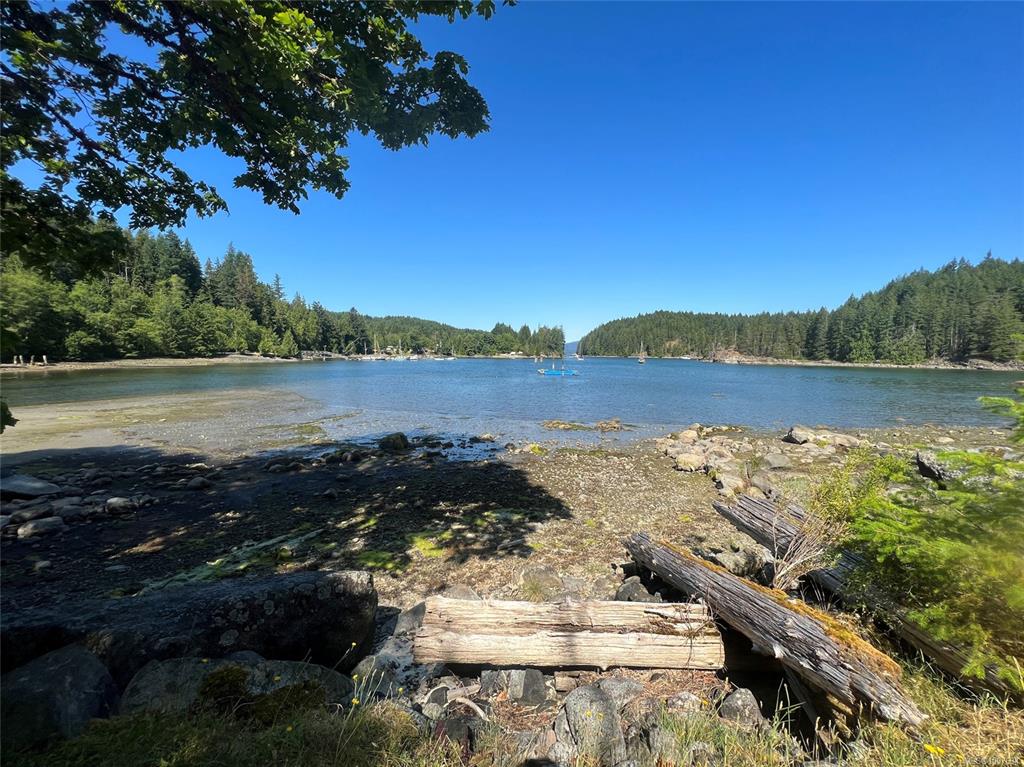 Lots A B Granite Bay Rd, 1007634, BC,