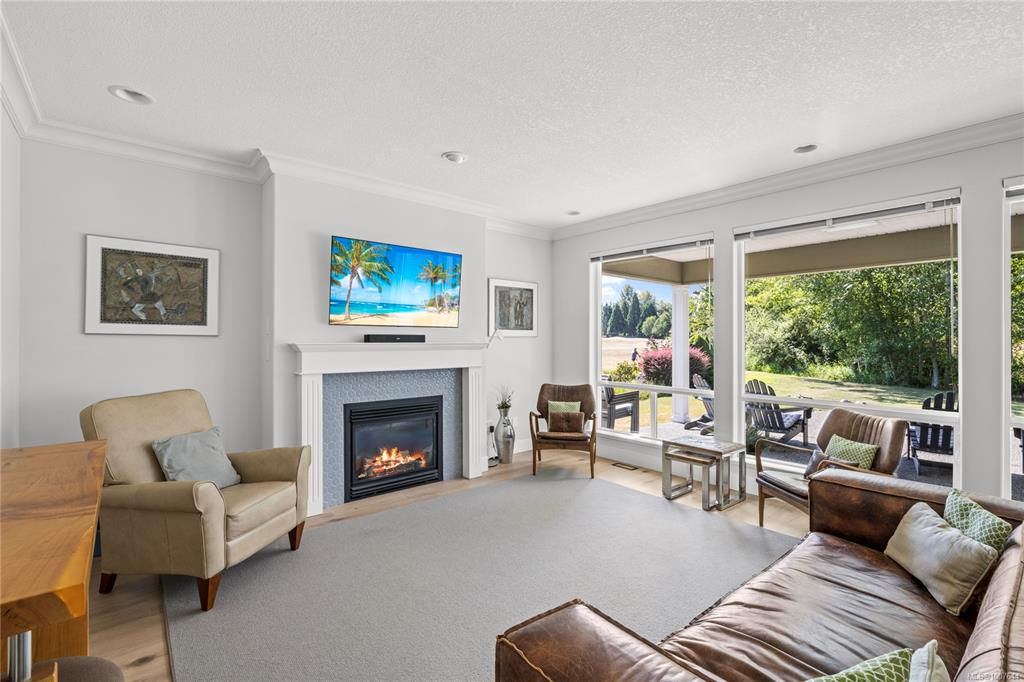 Fourth View of 636 Morningstar Dr, Parksville, BC, V9P 2W3