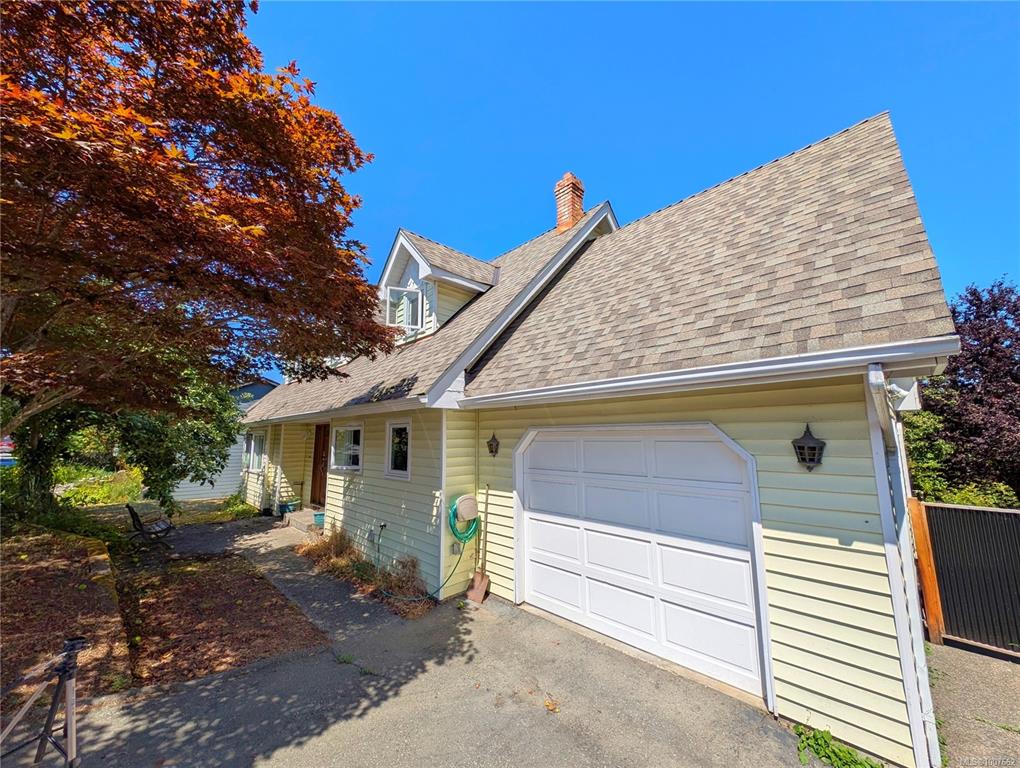 618 Beach Dr, 1007662, BC,