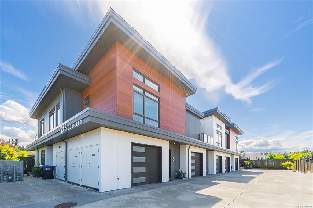 243 Corfield St S, 1007663, BC,