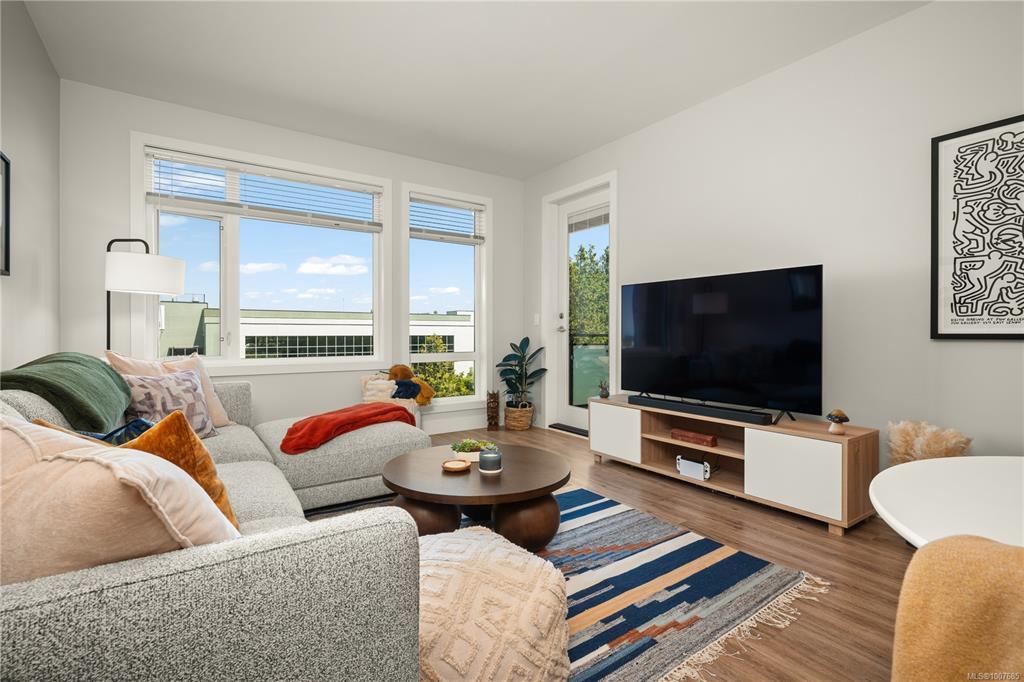 Fourth View of 6544 Metral Dr, Nanaimo, BC, V9T 2L8