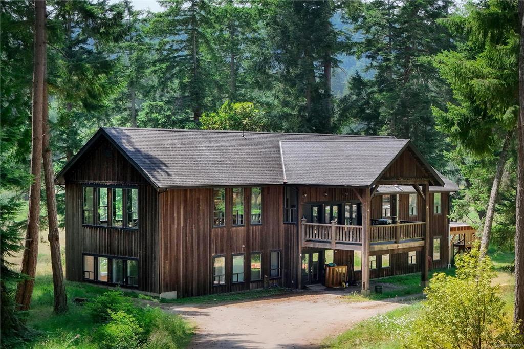 1710 North End Rd, 1007726, BC,