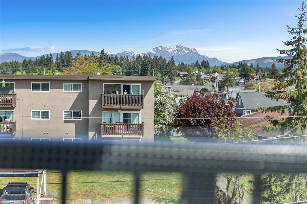 3855 11 Th Ave, 1007735, BC,
